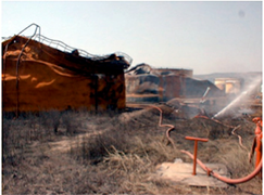 Figure 1: (b) Damage on atmospheric-pressure tanks during the Kocaeli (1999) earthquake in Izmit refinery, Turkey
